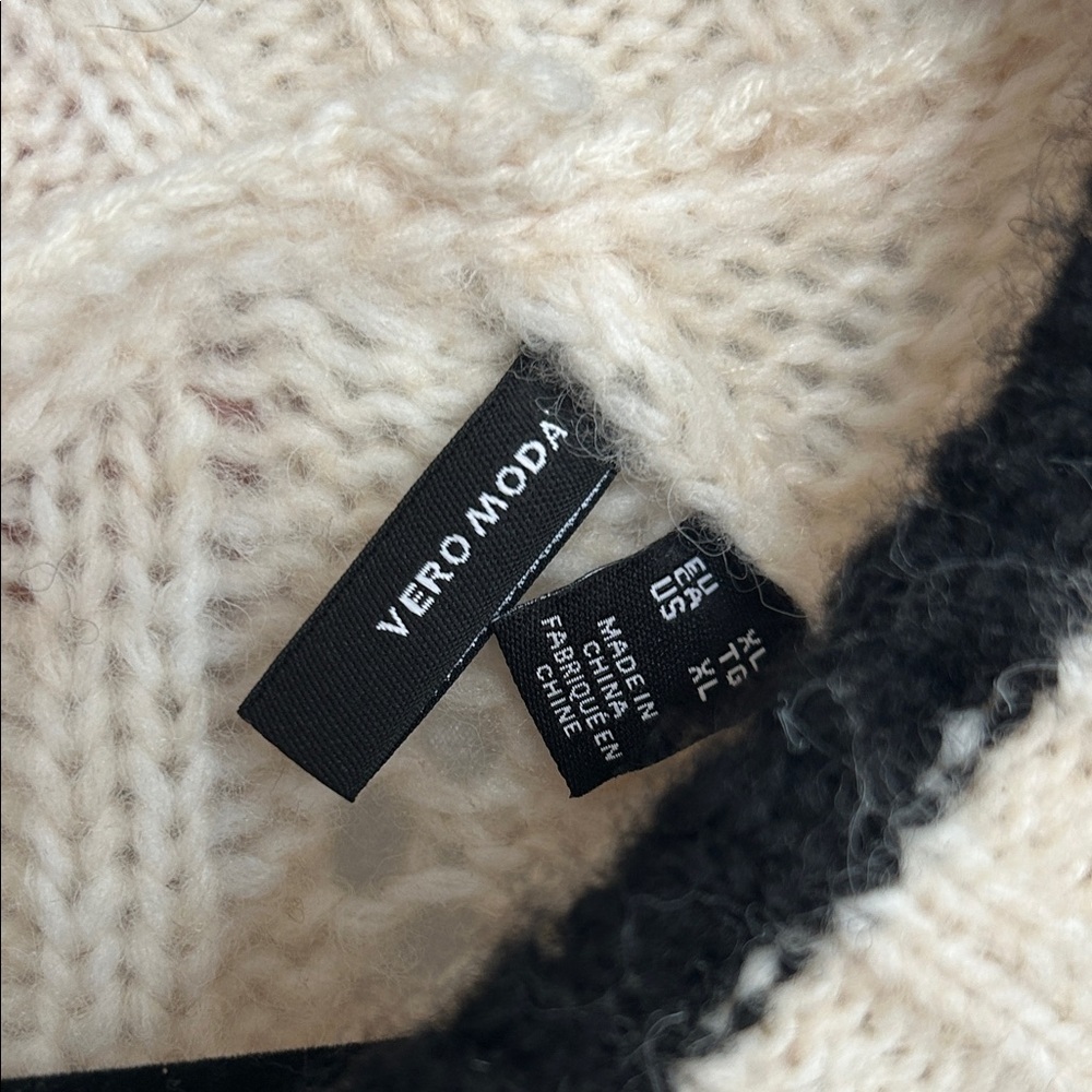 Vero Moda Cream Knit Cardigan with Black Trim - Picture 7 of 7